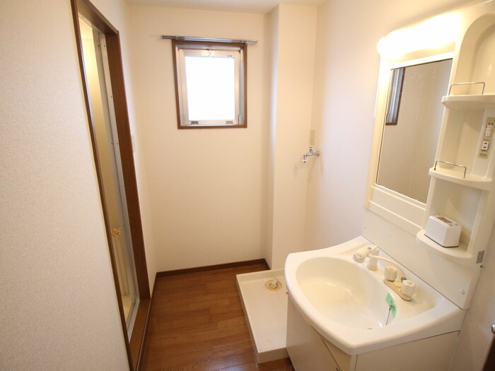 ラオ－ブⅡの物件内観写真