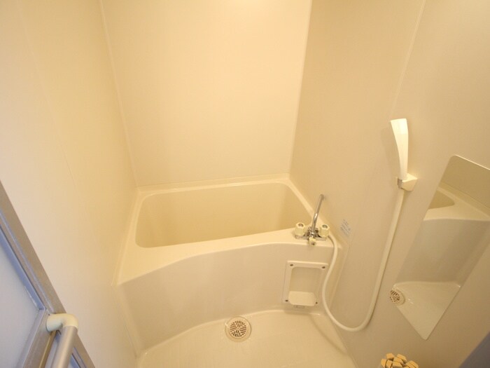 ラオ－ブⅡの物件内観写真