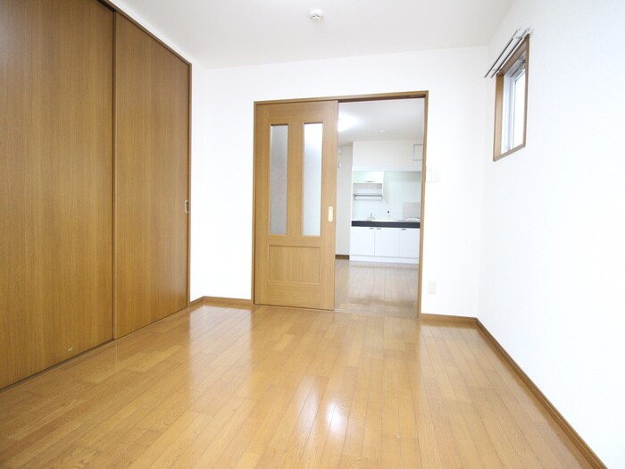 ラオ－ブⅡの物件内観写真