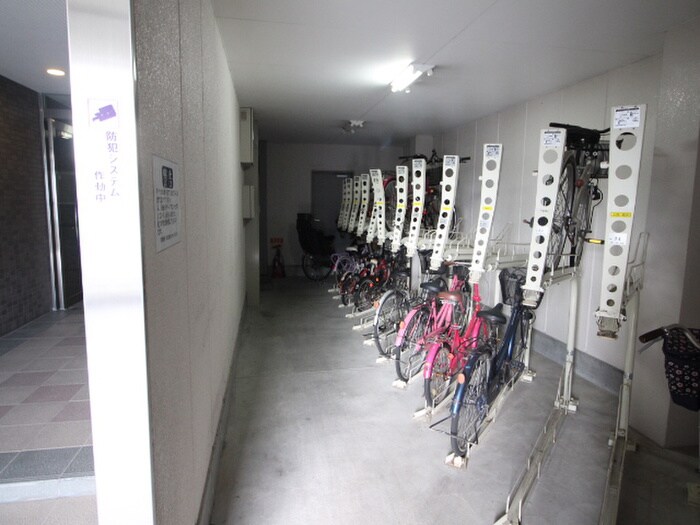 ミレニアムＮＩＳＨＩＭＵＲＡの物件外観写真