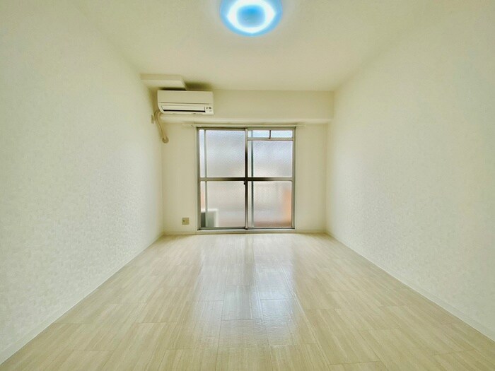 ドゥエルミヤザキの物件内観写真