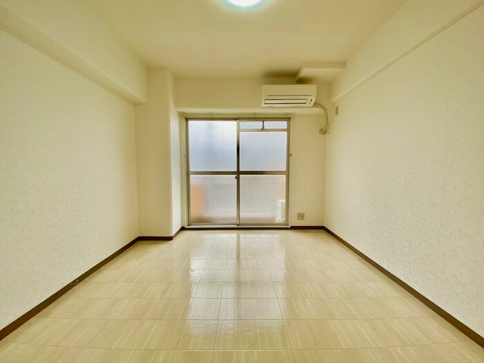 ドゥエルミヤザキの物件内観写真