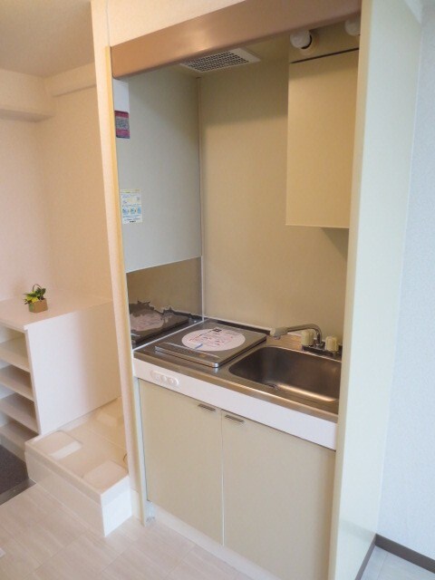 ドゥエルミヤザキの物件内観写真