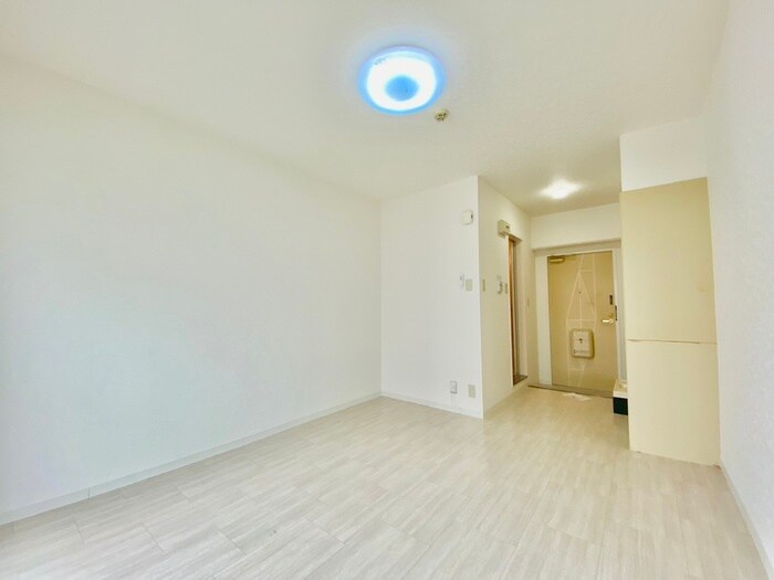 ドゥエルミヤザキの物件内観写真