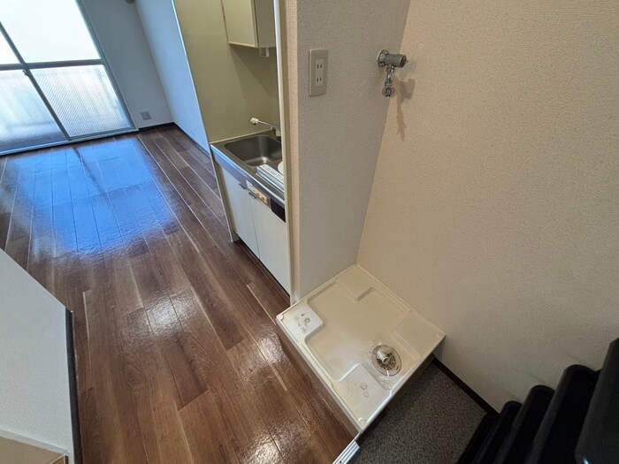 ドゥエルミヤザキの物件内観写真