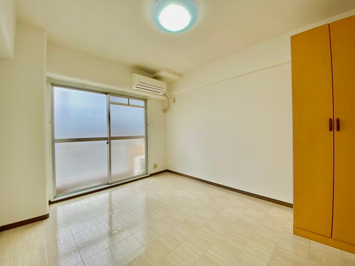 ドゥエルミヤザキの物件内観写真