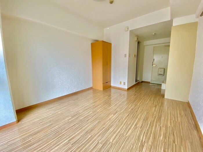 ドゥエルミヤザキの物件内観写真