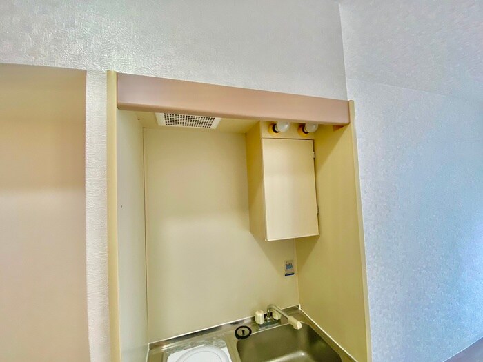 ドゥエルミヤザキの物件内観写真