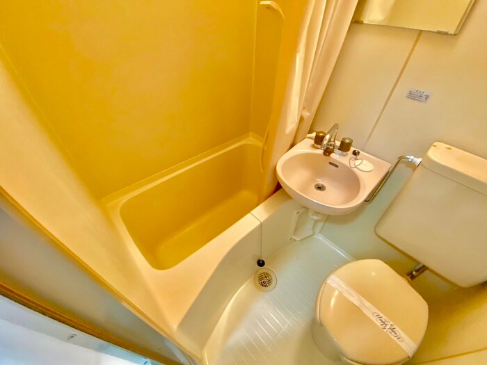 ドゥエルミヤザキの物件内観写真