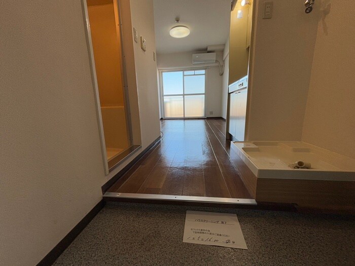 ドゥエルミヤザキの物件内観写真