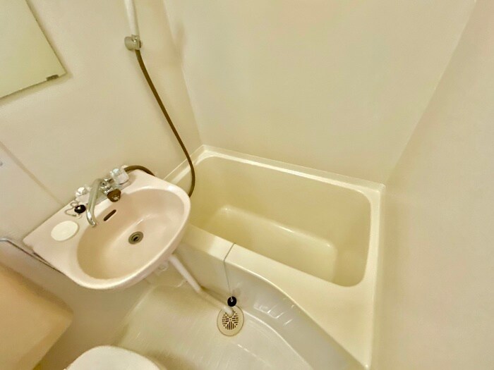 ドゥエルミヤザキの物件内観写真