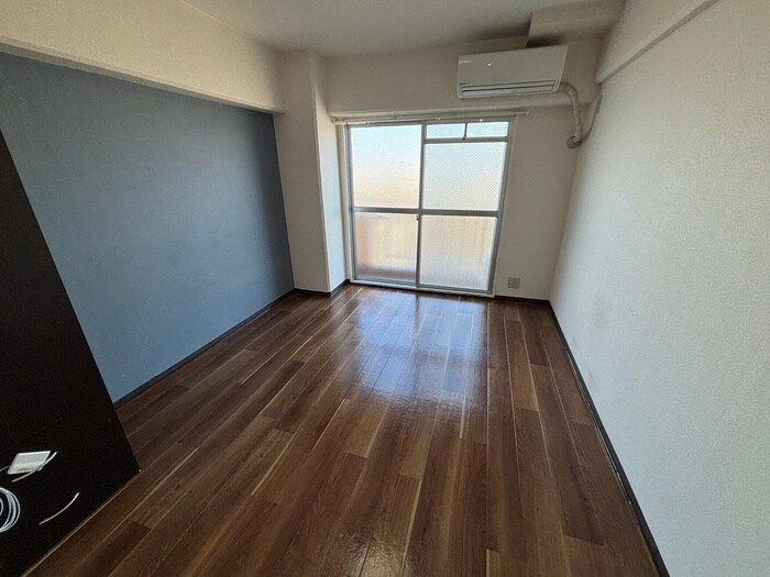 ドゥエルミヤザキの物件内観写真