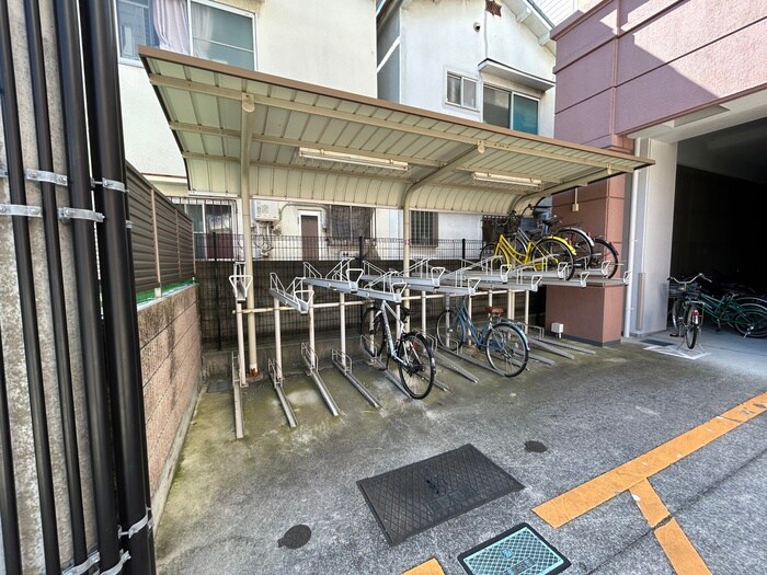 モントレーメゾン伍番館の物件外観写真