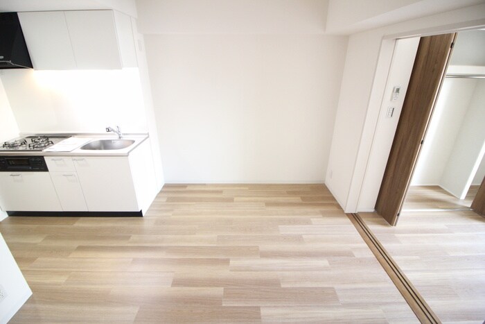 グランブルー高槻の物件内観写真