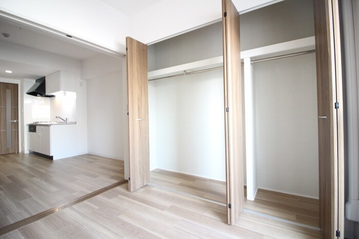 グランブルー高槻の物件内観写真