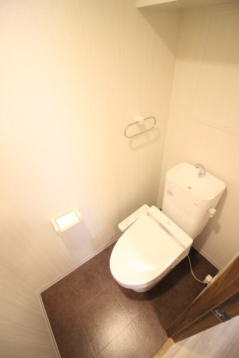 グランブルー高槻の物件内観写真