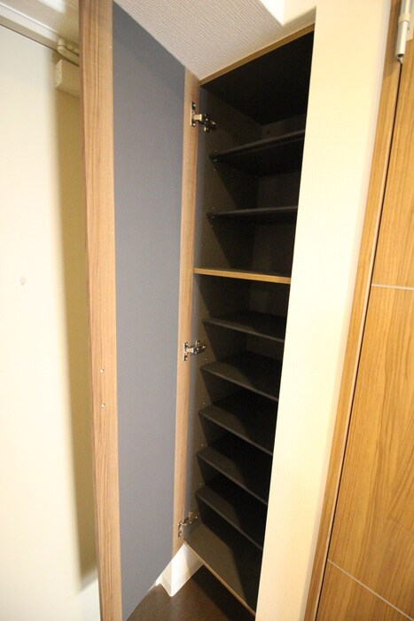 グランブルー高槻の物件内観写真