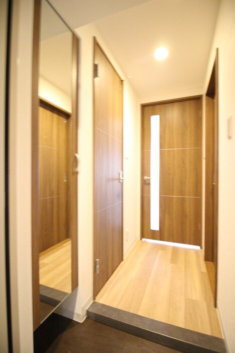 グランブルー高槻の物件内観写真