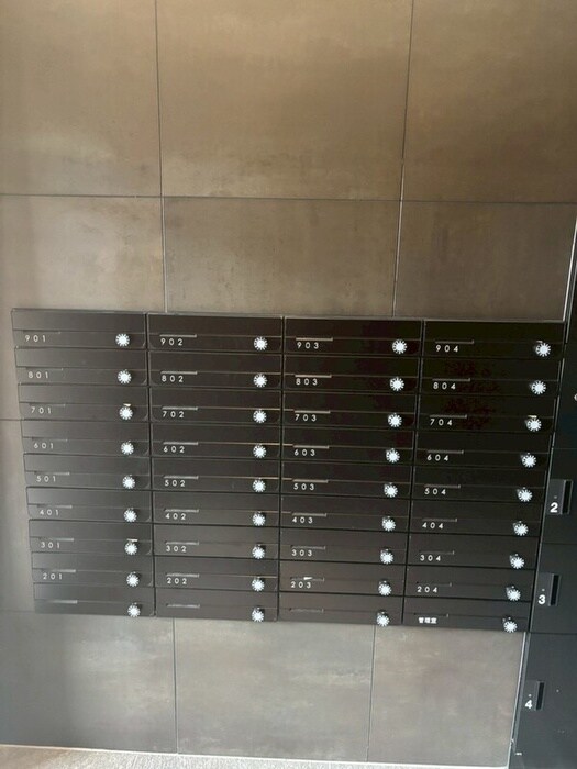 エストゥルース京都(201)の物件外観写真