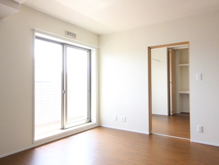 ユアメゾン加茂の物件内観写真