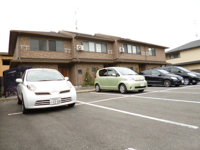 エタ－ナルウッドの物件外観写真