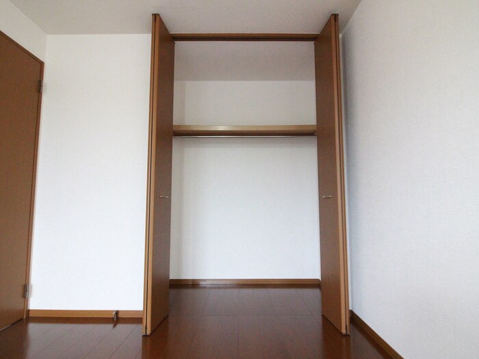 エタ－ナルウッドの物件内観写真