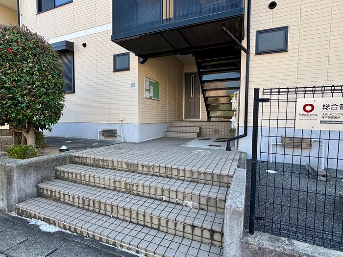 ヴァンコリ－ヌの物件外観写真