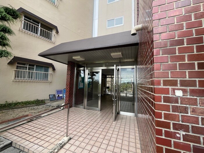 グリーンハイツ向陽２号棟(23)の物件外観写真