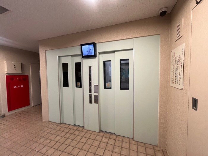 グリーンハイツ向陽２号棟(23)の物件外観写真