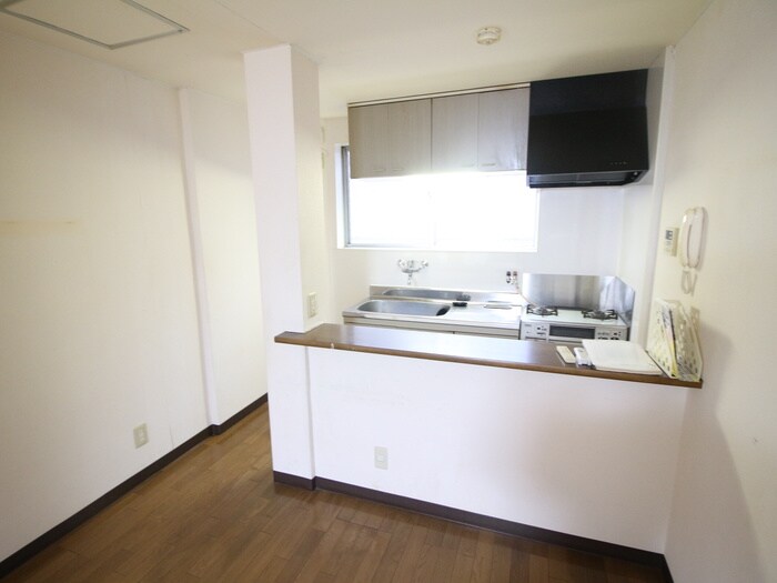 マンション佐脇の物件内観写真