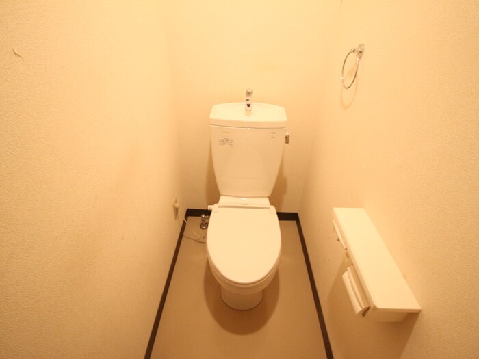 マンション佐脇の物件内観写真