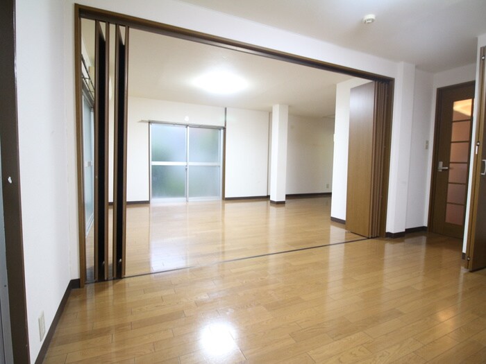 マンション佐脇の物件内観写真