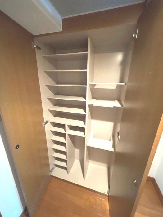 グランヴィ新大阪の物件内観写真