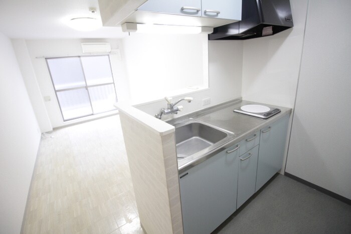 Ｒ・Ｉ・Ｎコ－ト巽東の物件内観写真