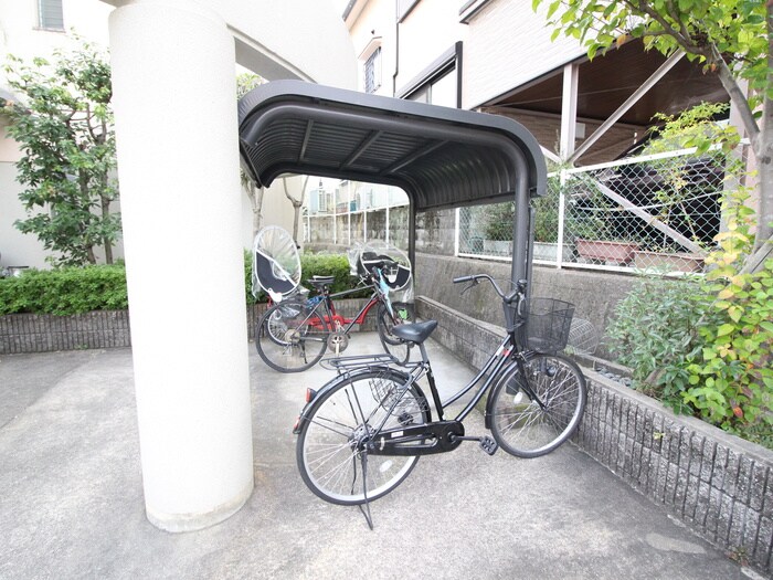 ロイヤルメゾン甲東園Ⅲの物件外観写真