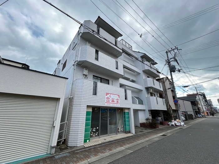 ＤＡＩＭＯＮ西代の物件外観写真