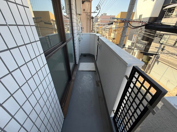 ＤＡＩＭＯＮ西代の物件内観写真