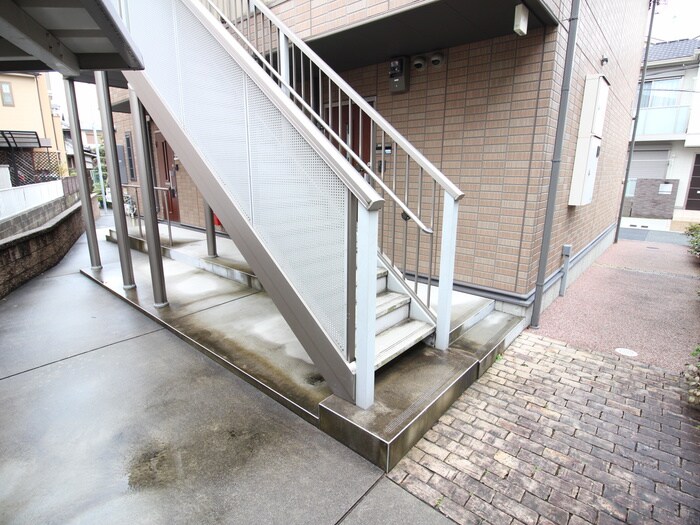 パティオヴィエントＢ棟の物件外観写真