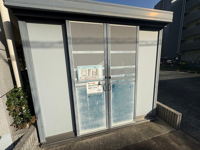 グランプレジールの物件外観写真