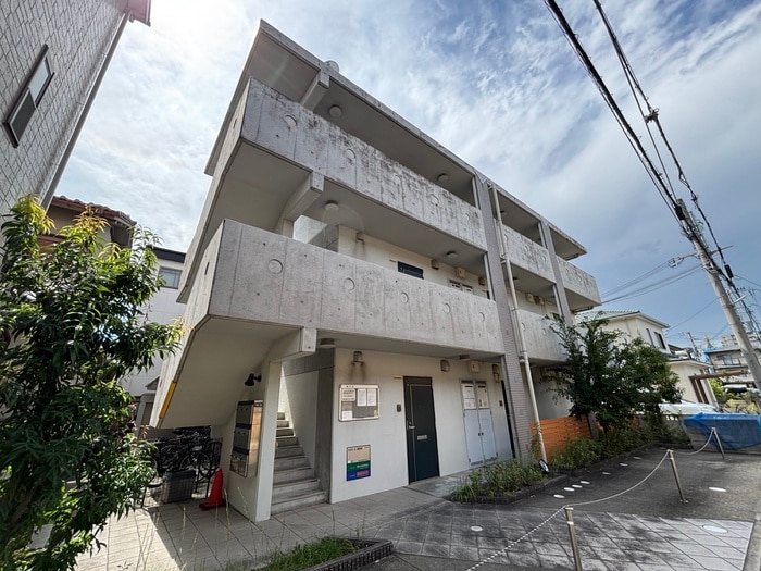 ルミエ－ルＭＯＲＩの物件外観写真