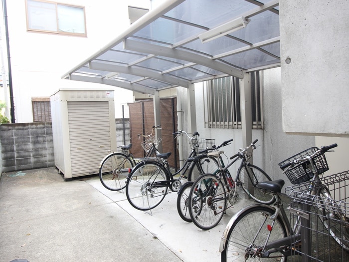 ルミエ－ルＭＯＲＩの物件外観写真