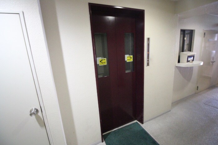 グレ－スコ－ト堀川の物件外観写真