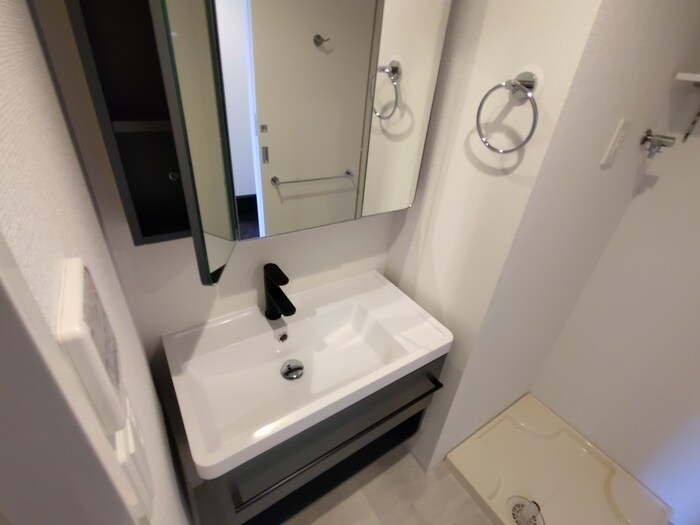 セレニテ江坂エクラの物件内観写真