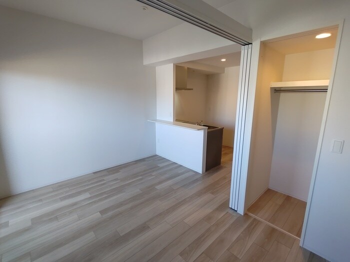 セレニテ江坂エクラの物件内観写真