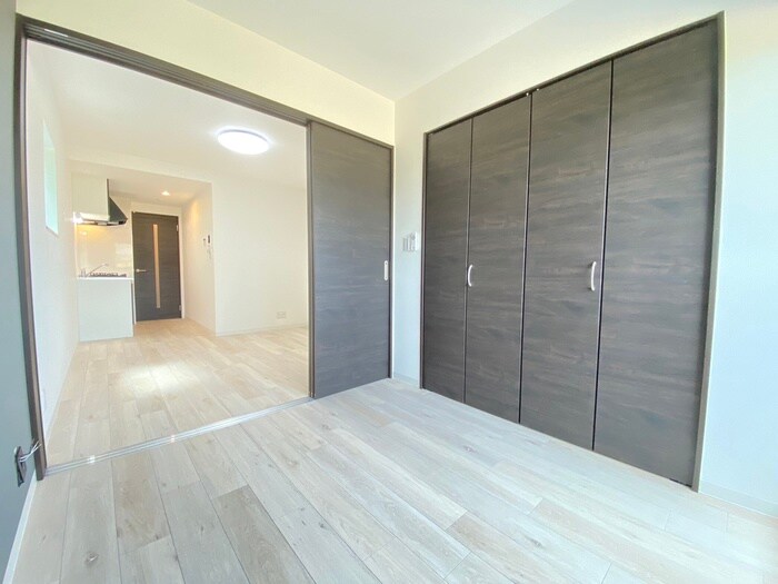 ジーメゾン伏見エルデの物件内観写真