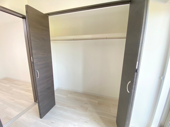 ジーメゾン伏見エルデの物件内観写真