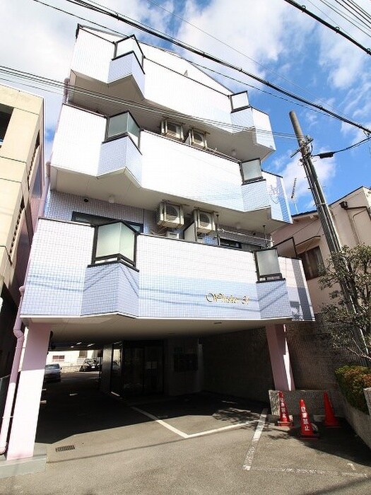 Whisker31の物件外観写真