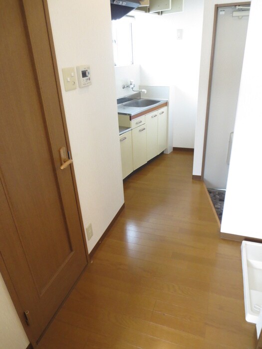 岩本マンションの物件内観写真