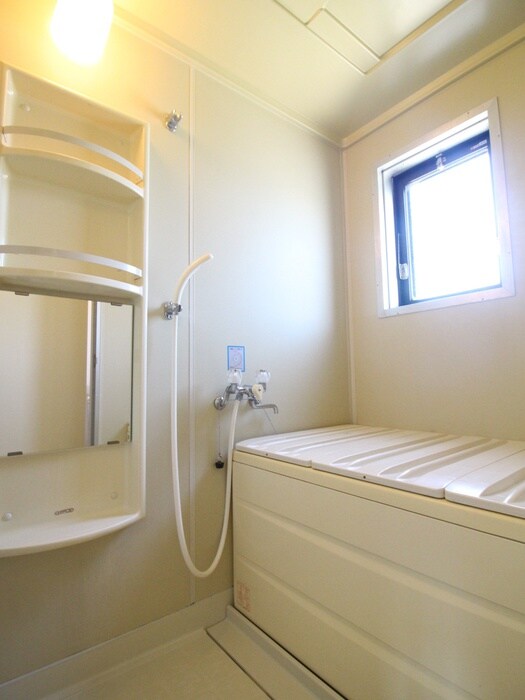 ヒルズ宝ケ池の物件内観写真