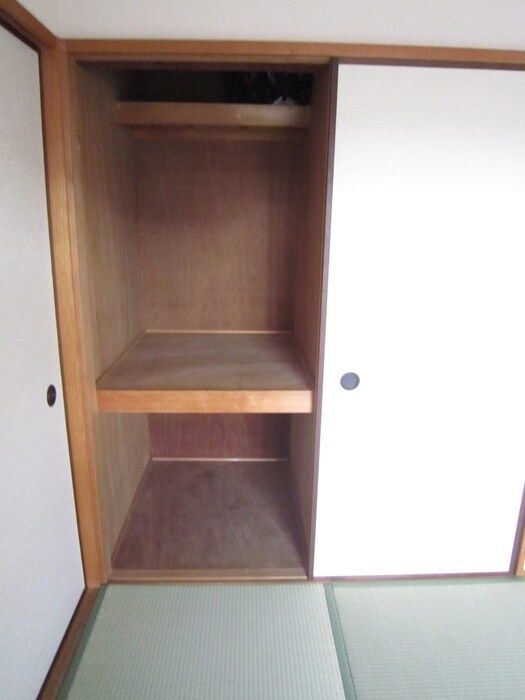 ヒルズ宝ケ池の物件内観写真